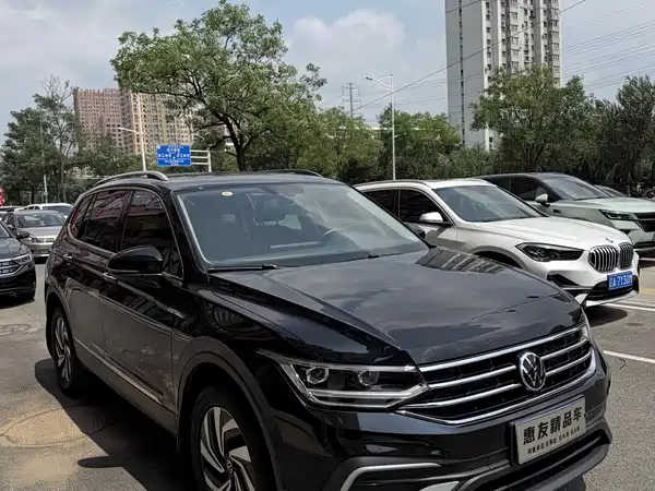 Volkswagen Tiguan L 2022