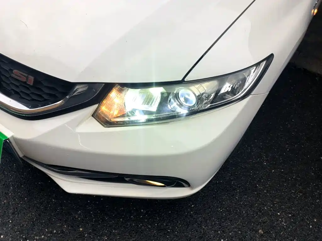 Honda Civic 2015 — фото 24