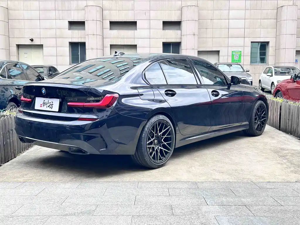 BMW 3 Series 2022