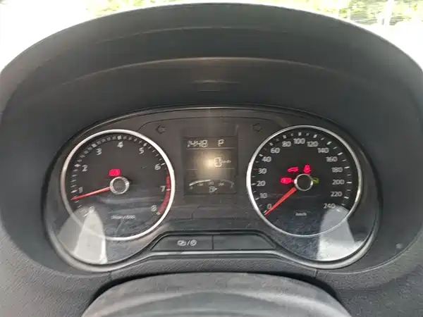 Volkswagen Polo 2014