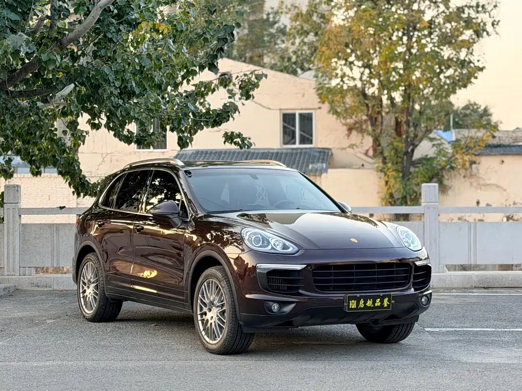Porsche Cayenne 2016 — фото 8