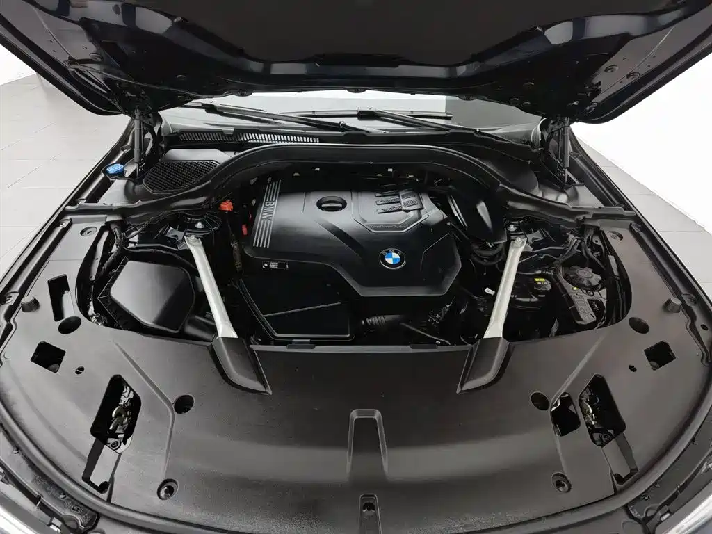 BMW 6 Series GT 2020 — фото 6