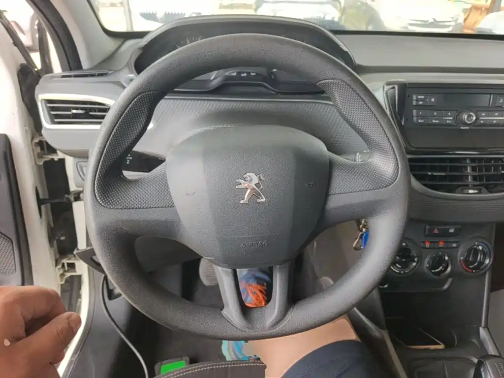 Peugeot 2008 2017