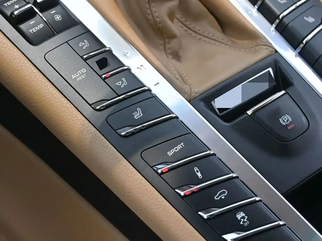 Porsche Macan 2016 — фото 9