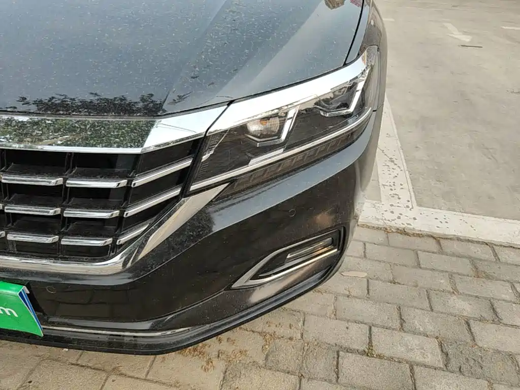 Volkswagen Passat 2019 — фото 24