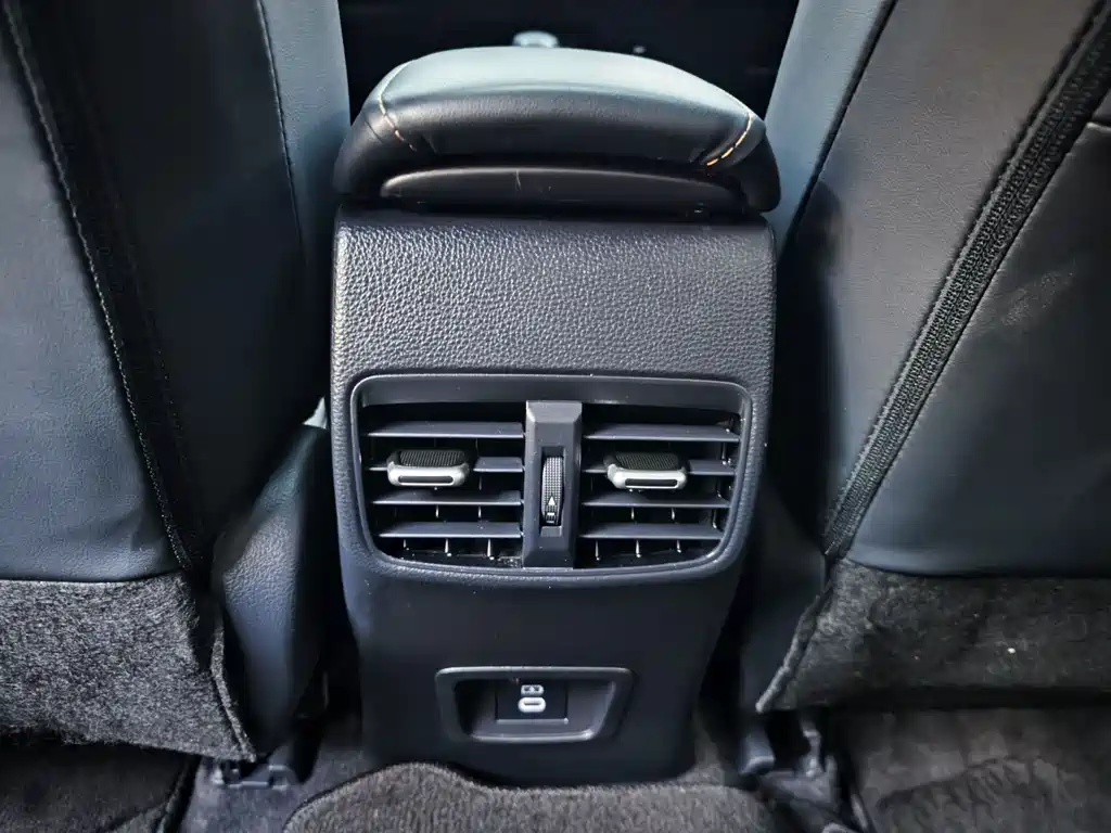 Toyota Levin 2023 — фото 14
