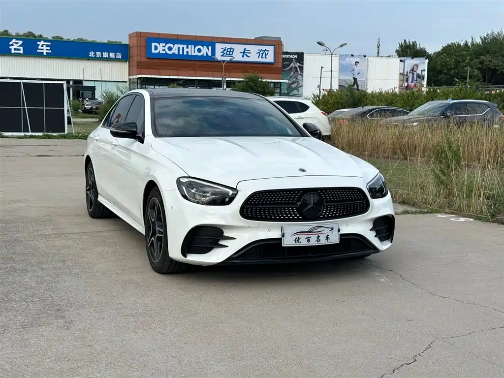 Mercedes-Benz E-Class 2021