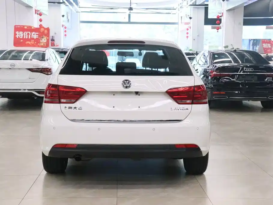 Volkswagen Gran Lavida 2014