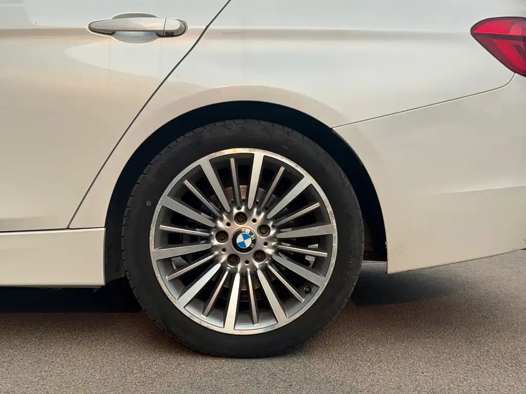 BMW 3 Series 2019