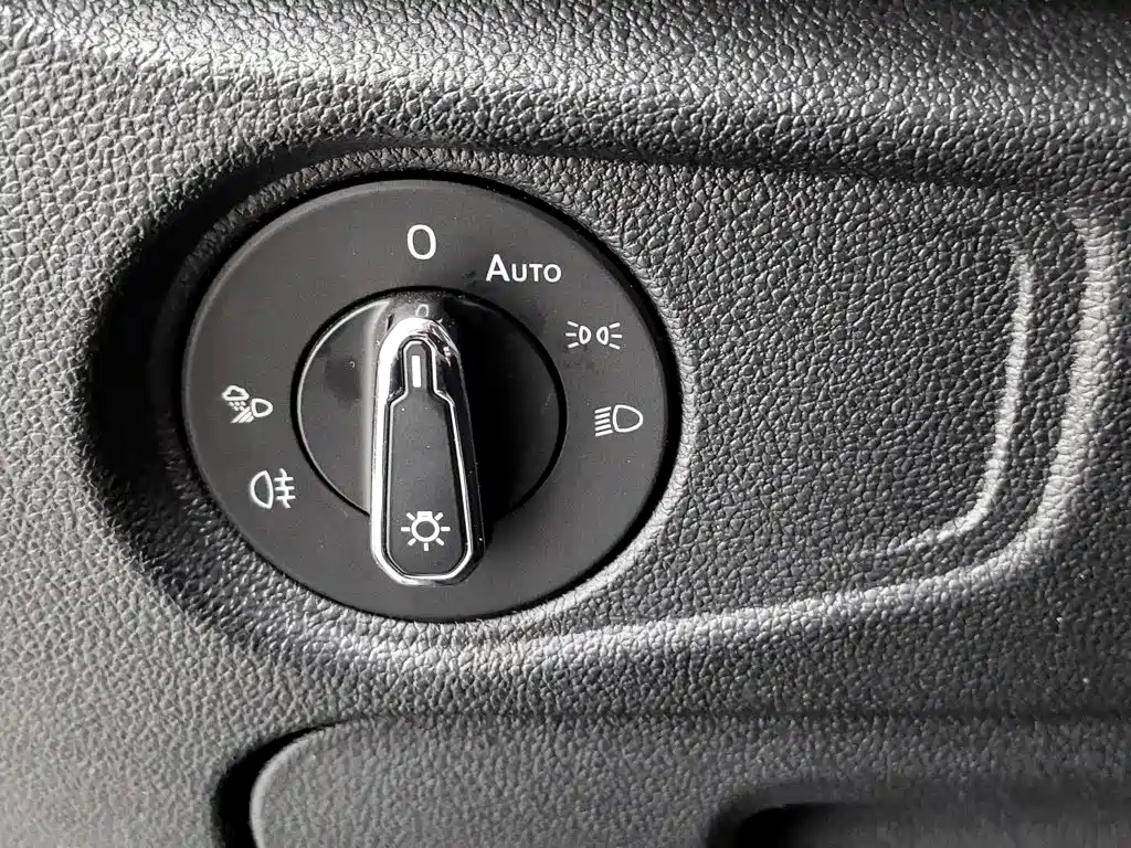 Volkswagen Passat 2022 — фото 21