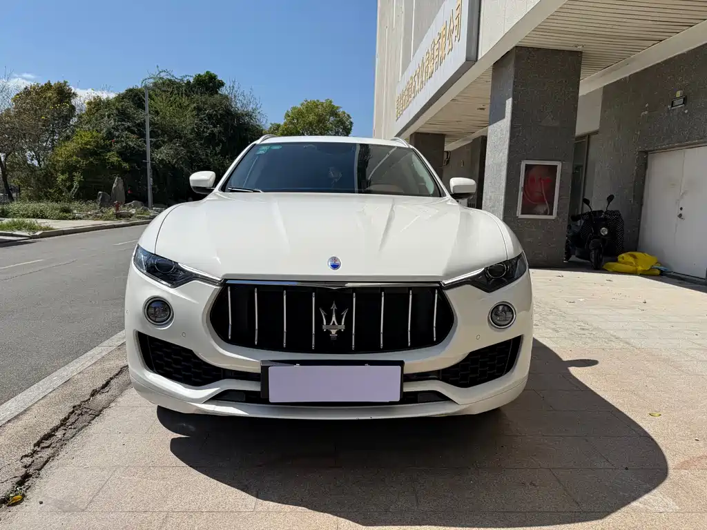 Maserati Levante 2018 — фото 2
