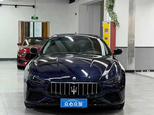 Maserati Ghibli 2015