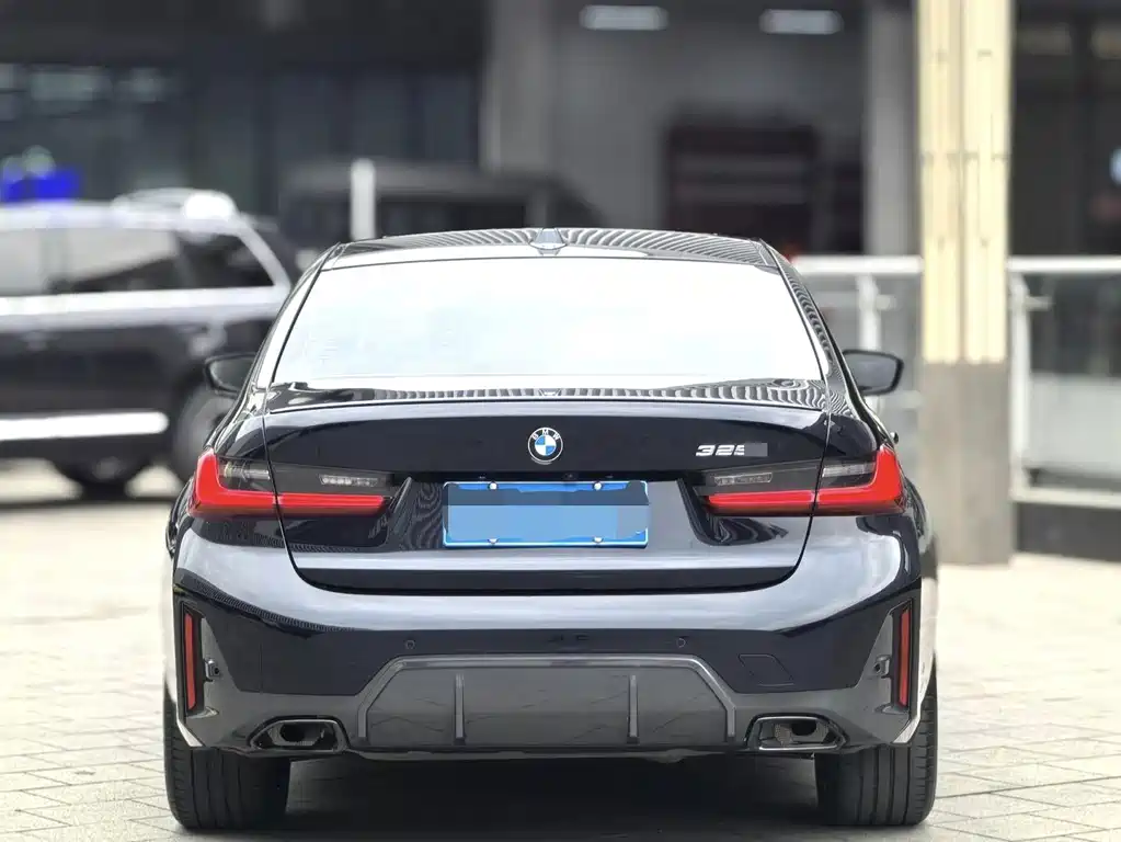 BMW 3 Series 2024