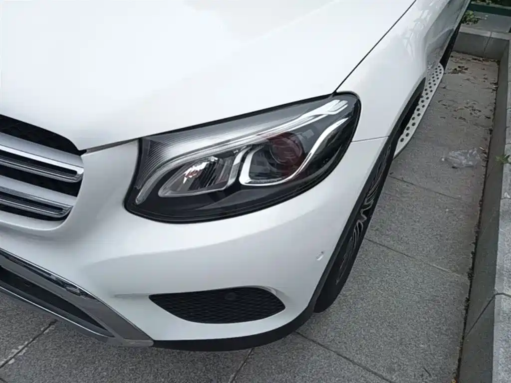 Mercedes-Benz GLC 2018 — фото 24