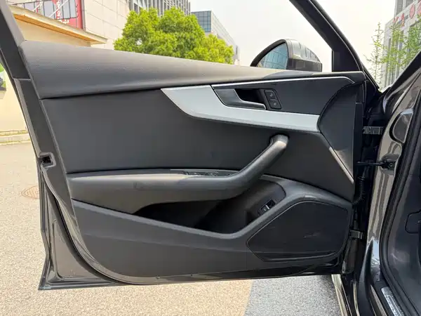 Audi A4L 2022