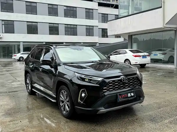 Toyota RAV4 2024