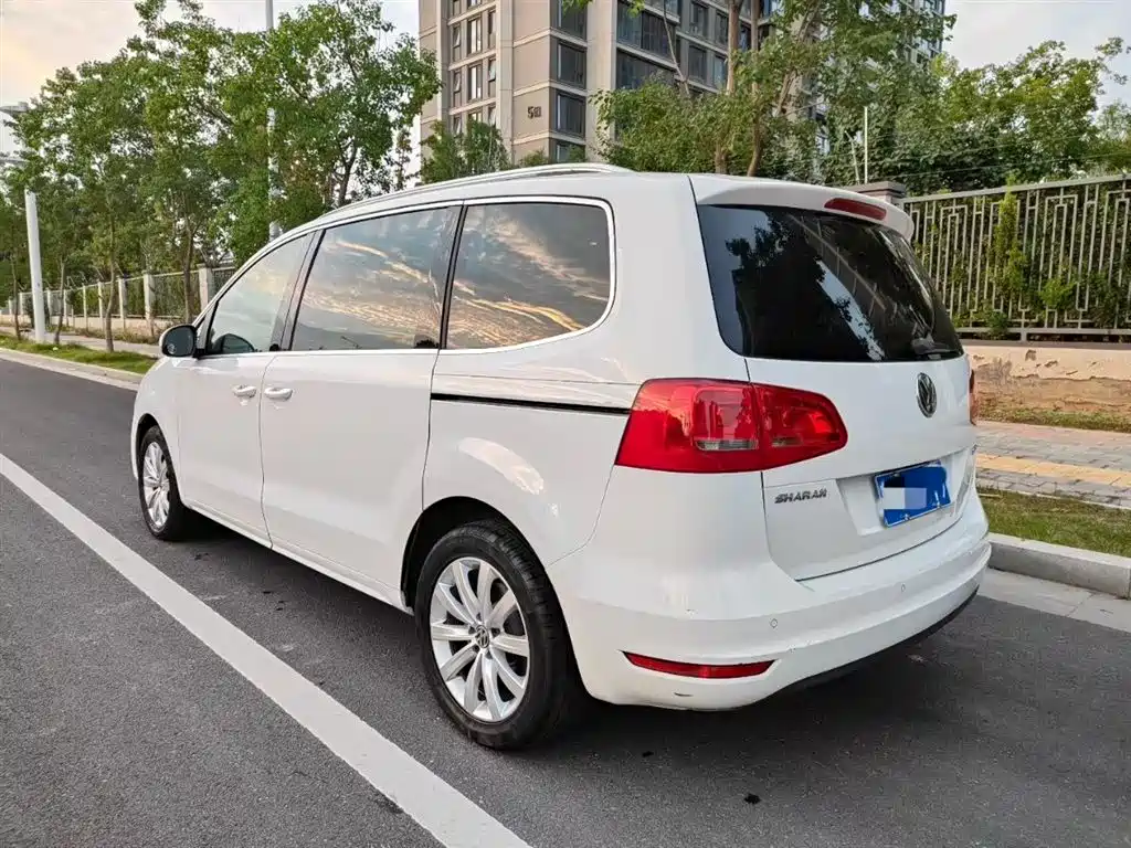 Volkswagen Sharan 2015