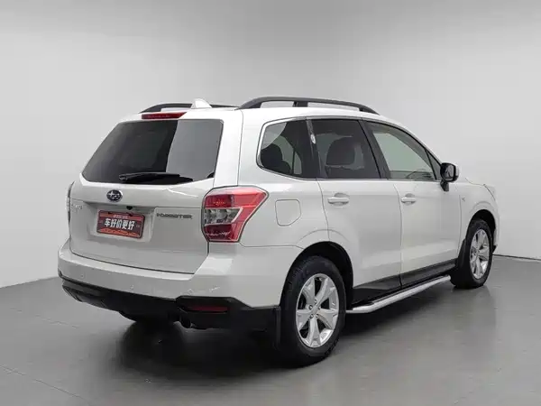Subaru Forester 2015