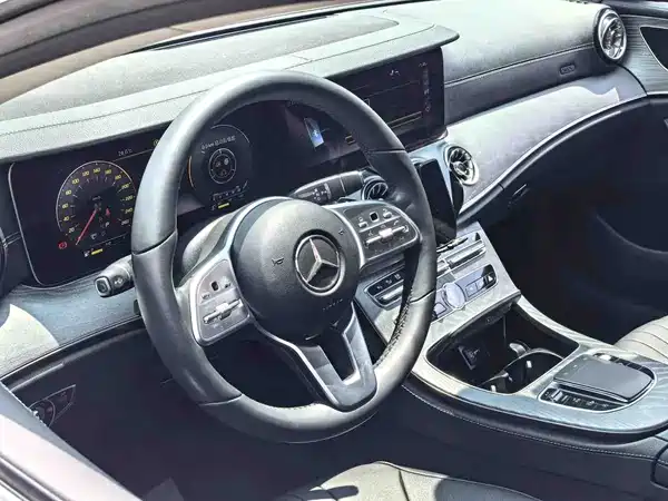 Mercedes-Benz CLS 2020