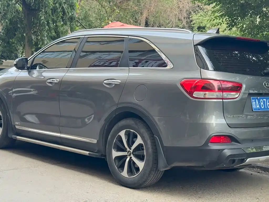Kia Sorento 2015 — фото 9