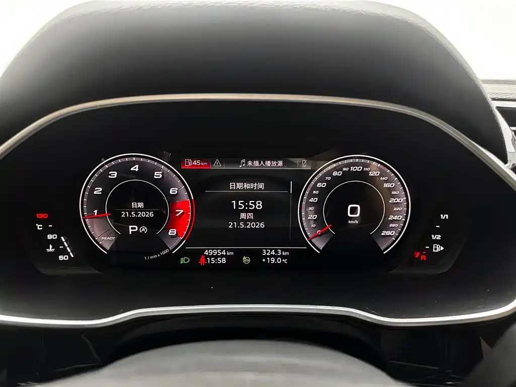 Audi Q3 2022 — фото 12