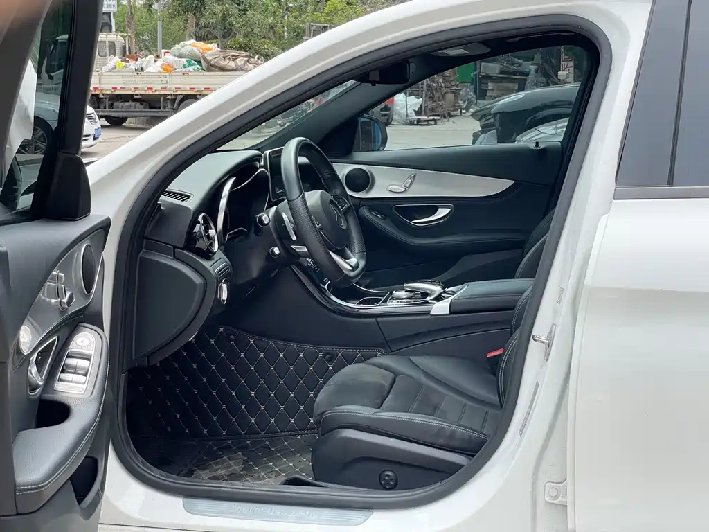 Mercedes-Benz C-Class 2017