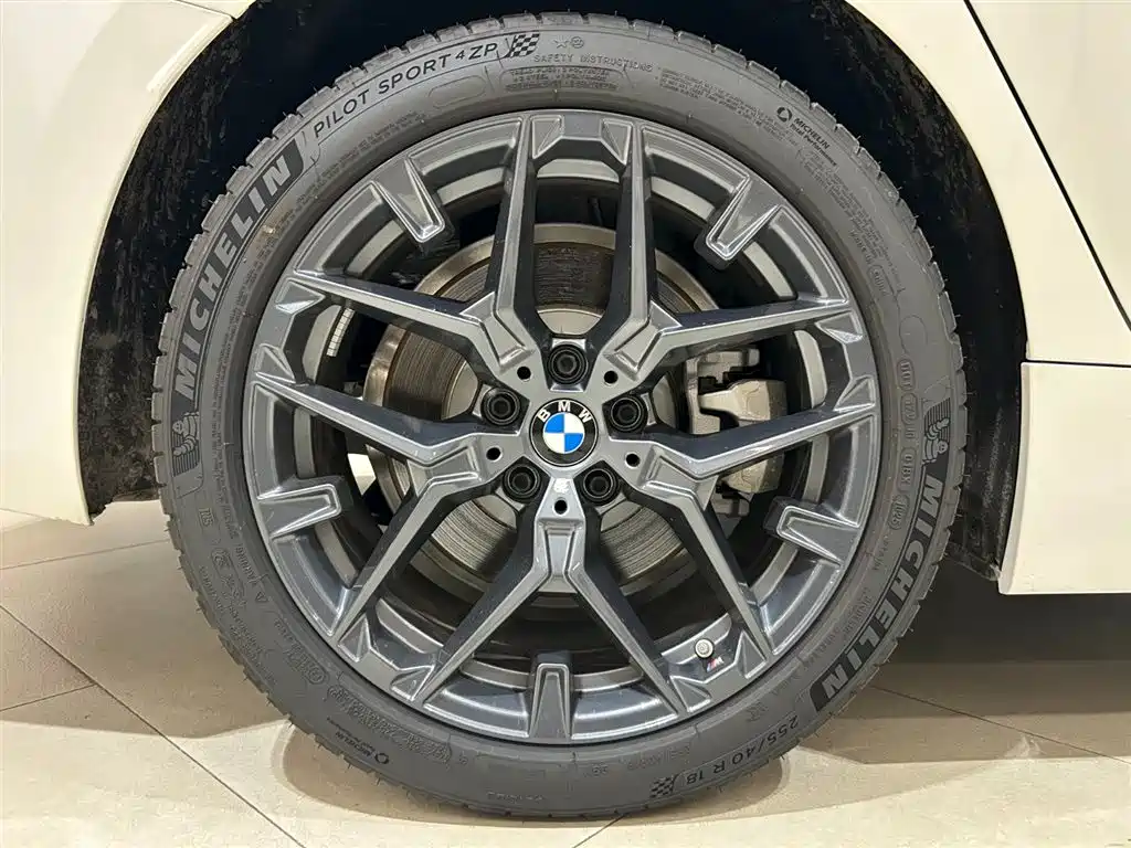 BMW 3 Series 2025