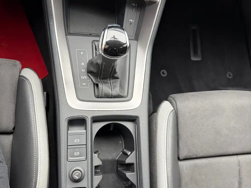 Audi Q3 2022 — фото 23