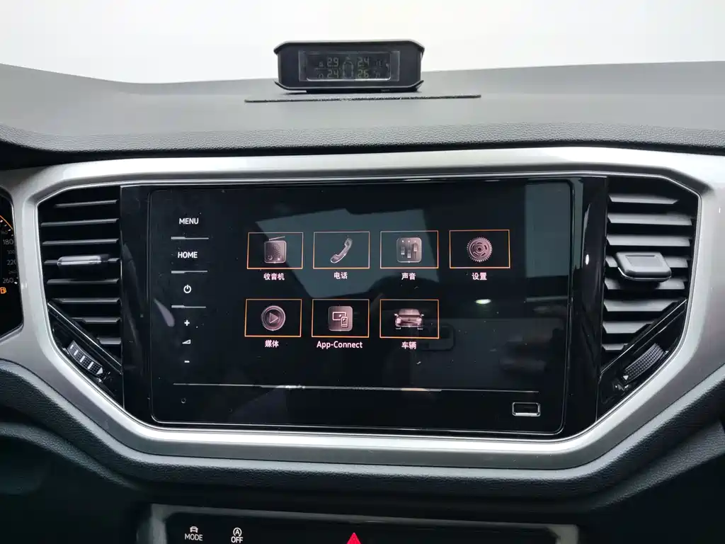 Volkswagen T-Roc 2022 — фото 12