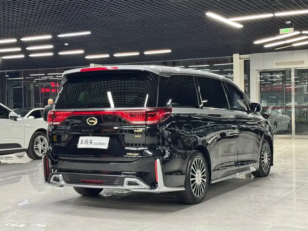GAC Trumpchi M8 2022 — фото 9