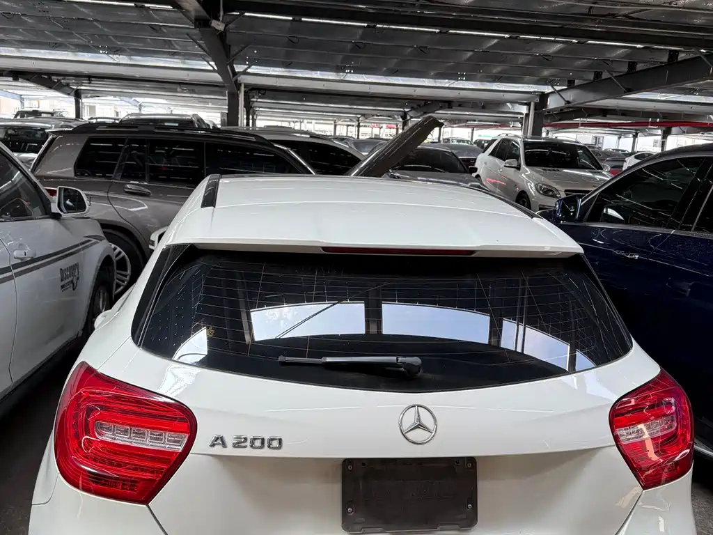 Mercedes-Benz A-Class 2015