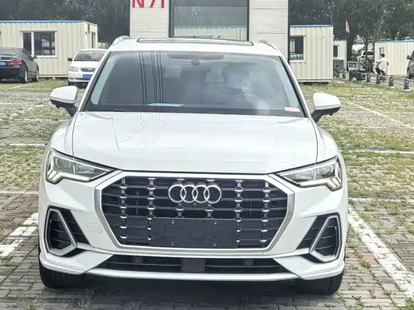 Audi Q3 2023