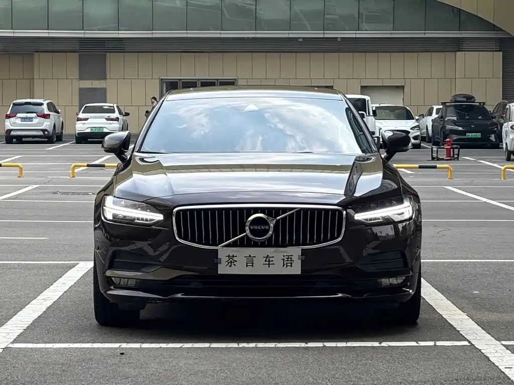 Volvo S90 2018 — фото 2