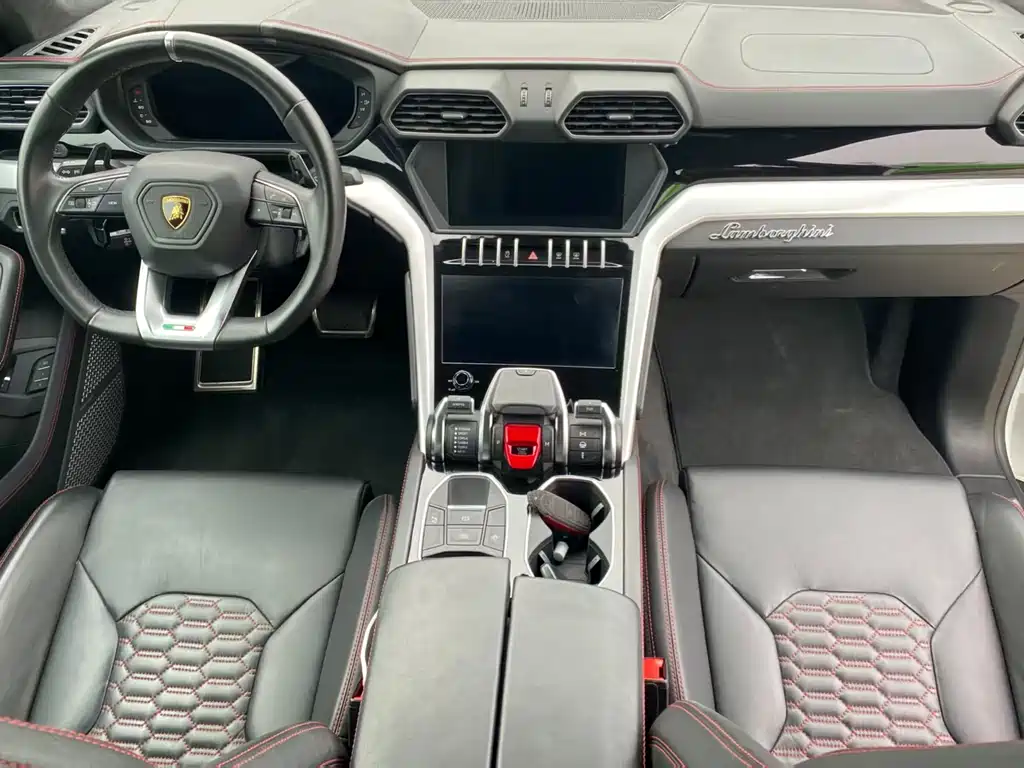Lamborghini Urus 2019 — фото 4