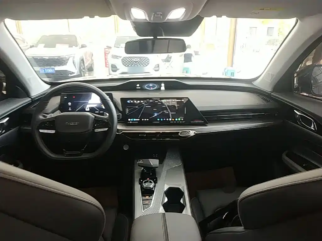 Changan Oushang Z6 2023 — фото 10