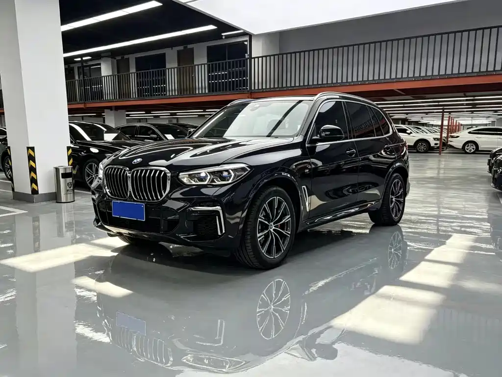 BMW X5 2023 — фото 1