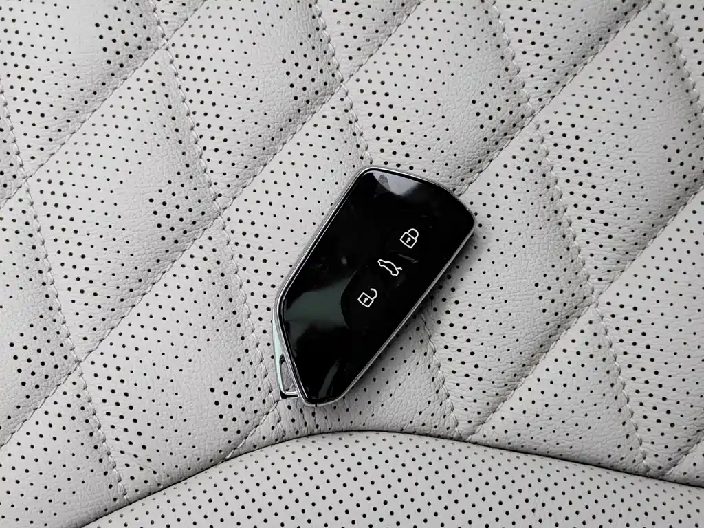 Volkswagen ID.6 Crozz 2022 — фото 16