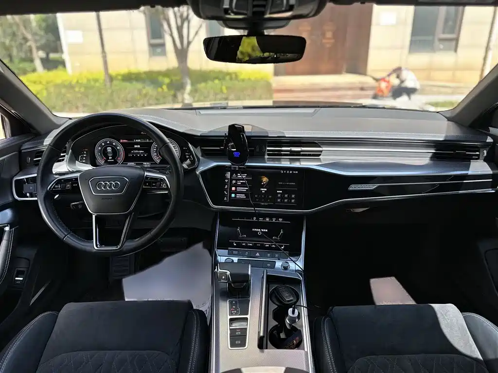 Audi A6L 2022 — фото 16