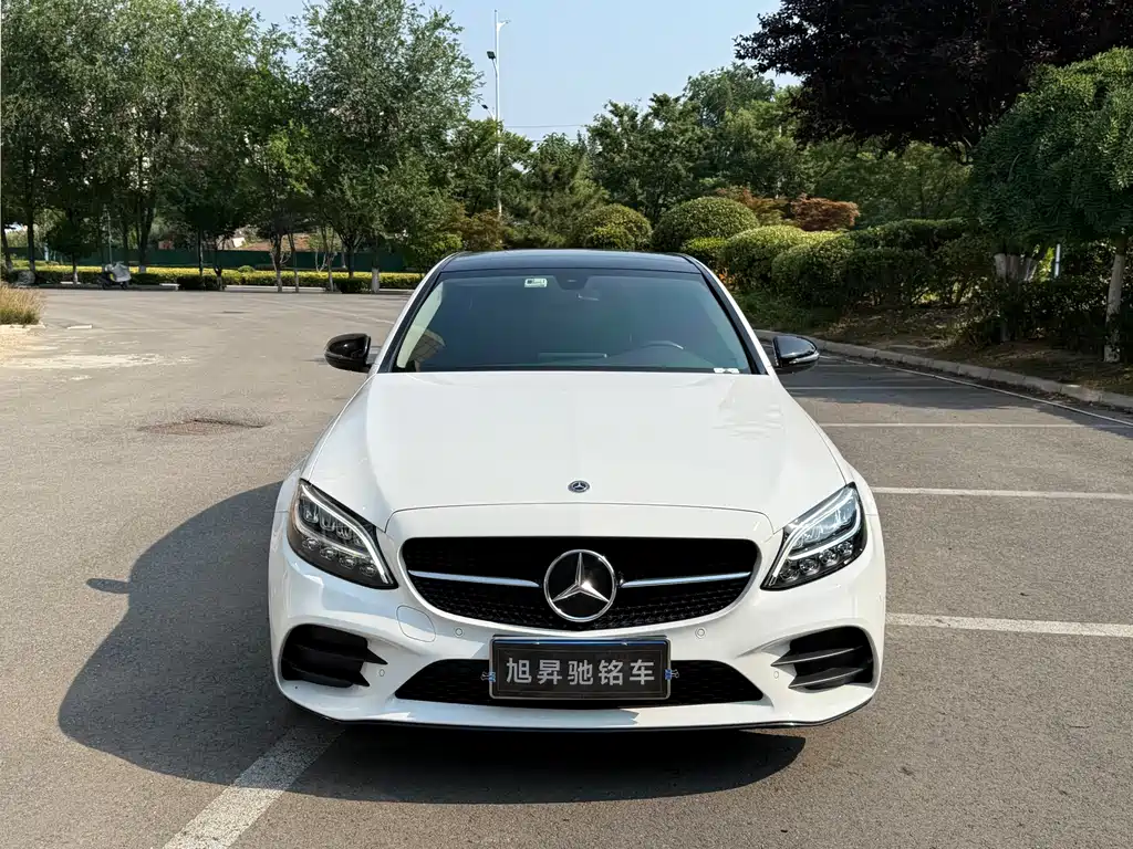 Mercedes-Benz C-Class 2021