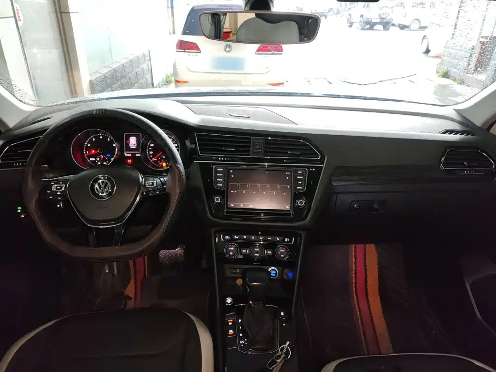 Volkswagen Tiguan L 2018