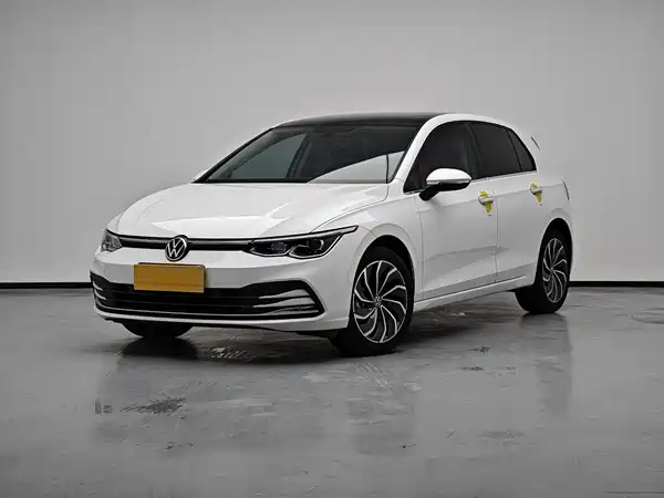 Volkswagen Golf 2024