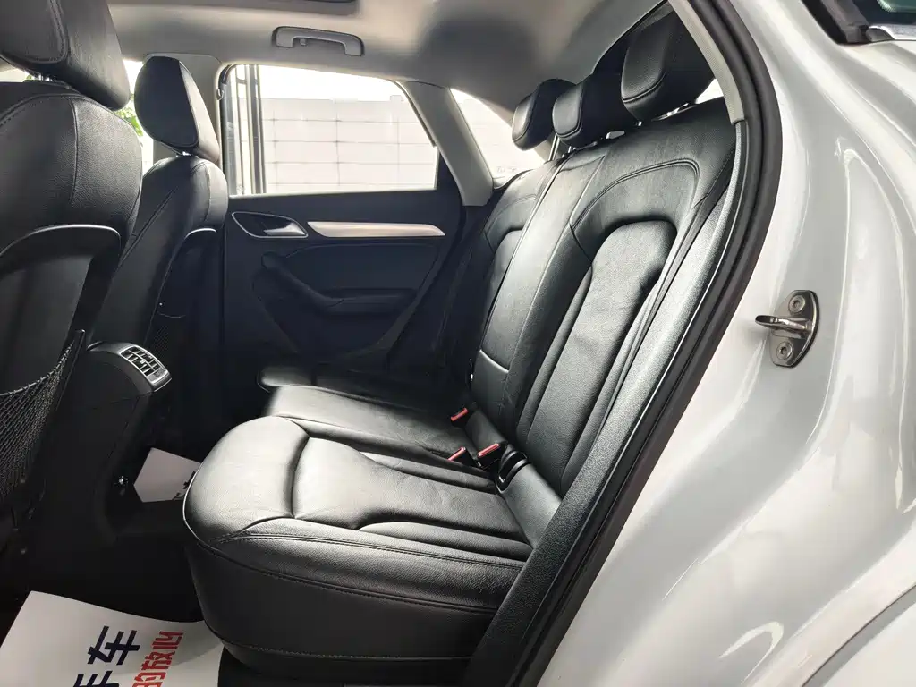 Audi Q3 2015