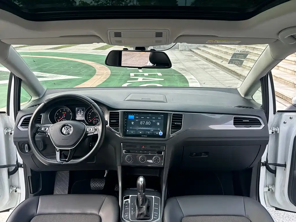 Volkswagen Golf Jialu 2018 — фото 4