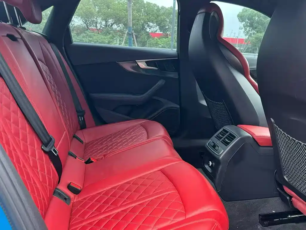 Audi S4 2021