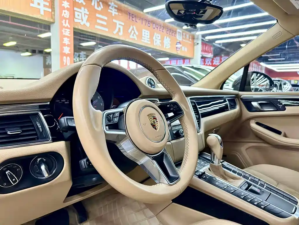 Porsche Macan 2015