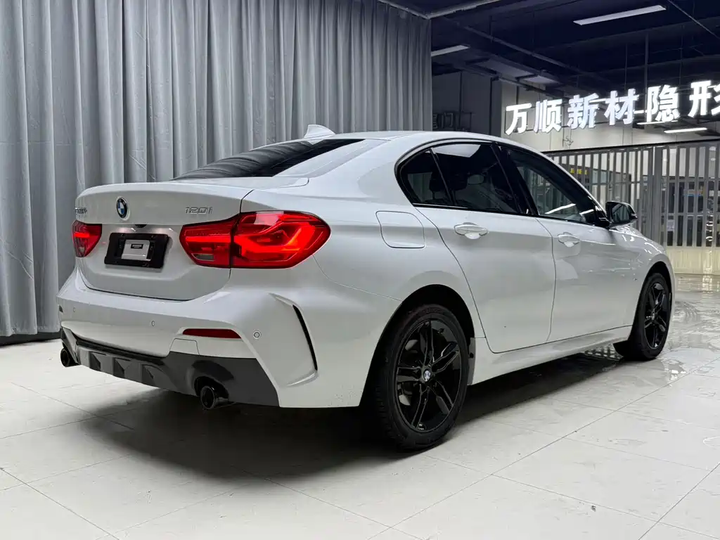 BMW 1 Series 2022