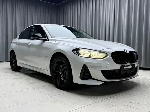BMW 1 Series 2022