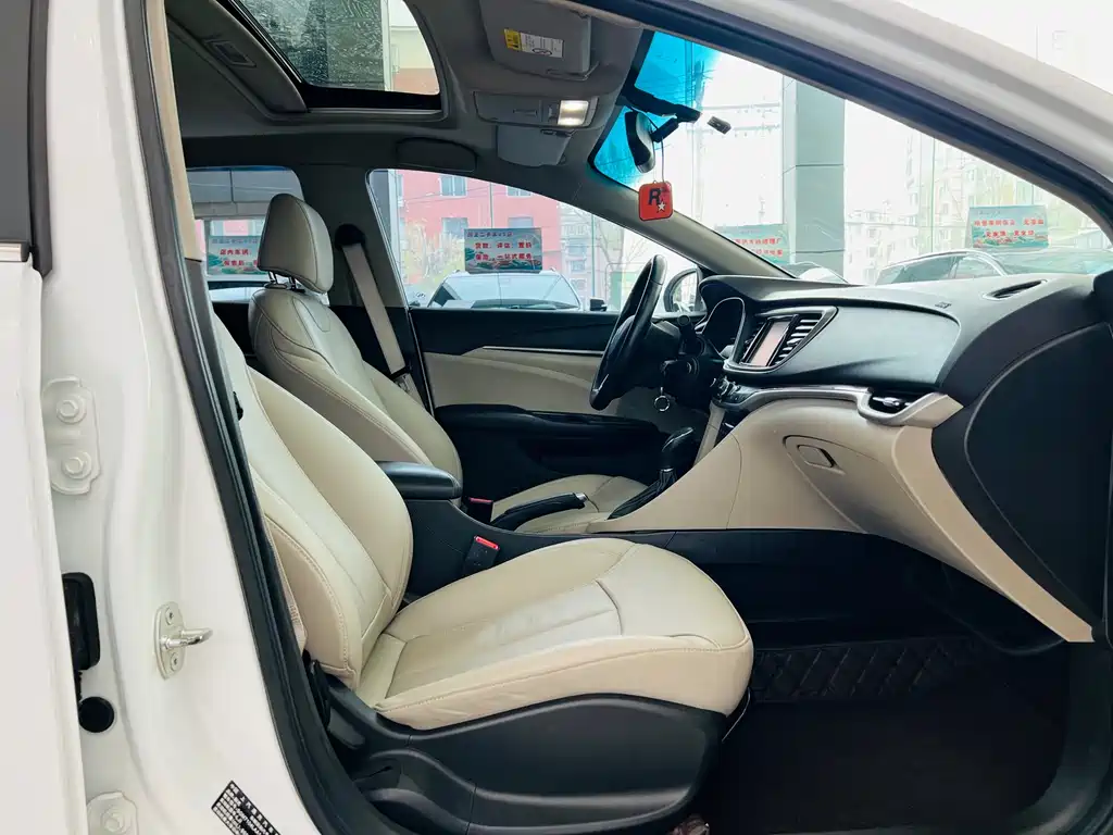 Buick Excelle 2019 — фото 13