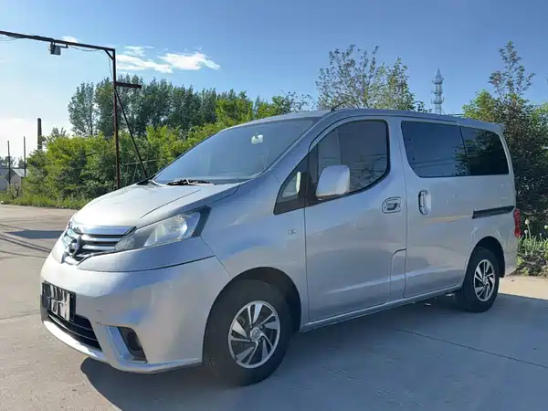 Nissan NV200 2018