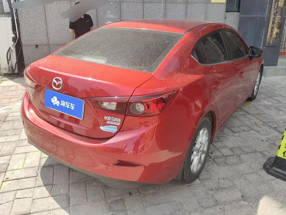 Mazda 3 Axela 2016
